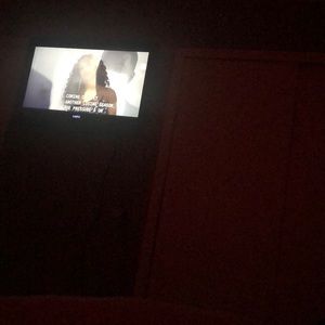 Meet your Posher, Leanni